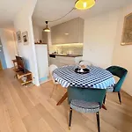 Calme Avec Balcon Prive & Vue Sur