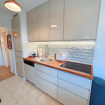 Apartamento Calme Avec Balcon Prive & Vue Sur