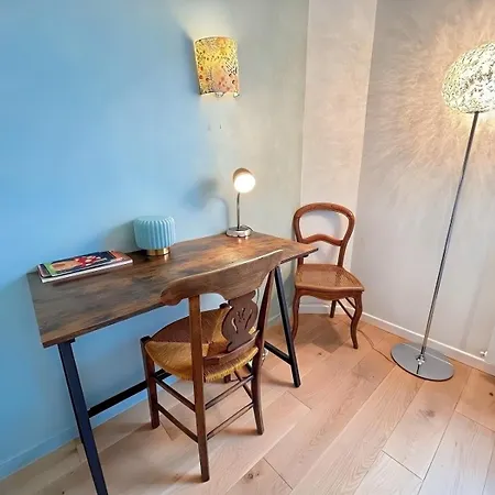 Calme Avec Balcon Prive & Vue Sur Apartmán