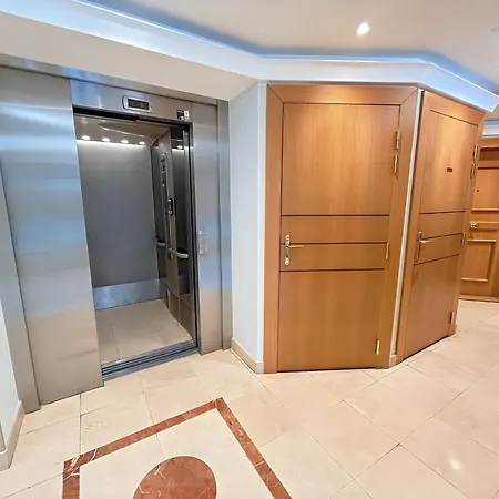 Calme Avec Balcon Prive & Vue Sur Apartmán